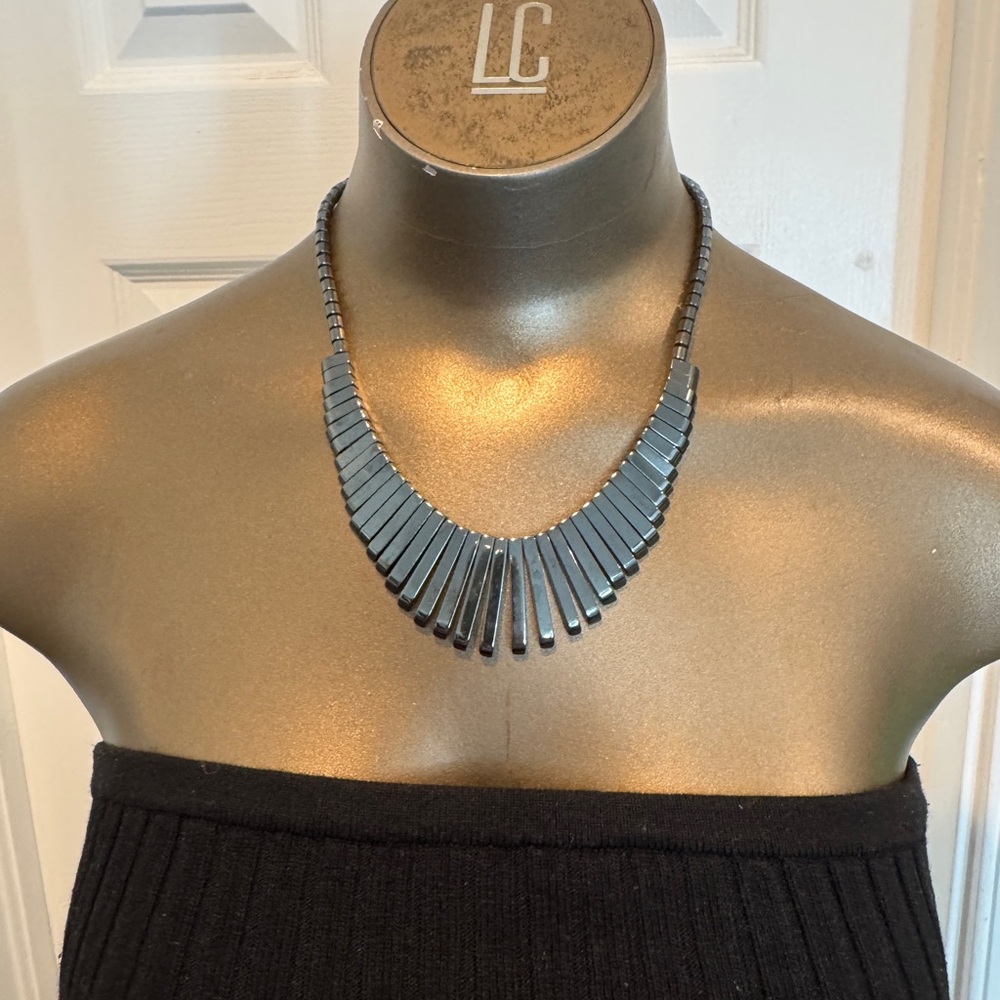 Elegant rare Necklace